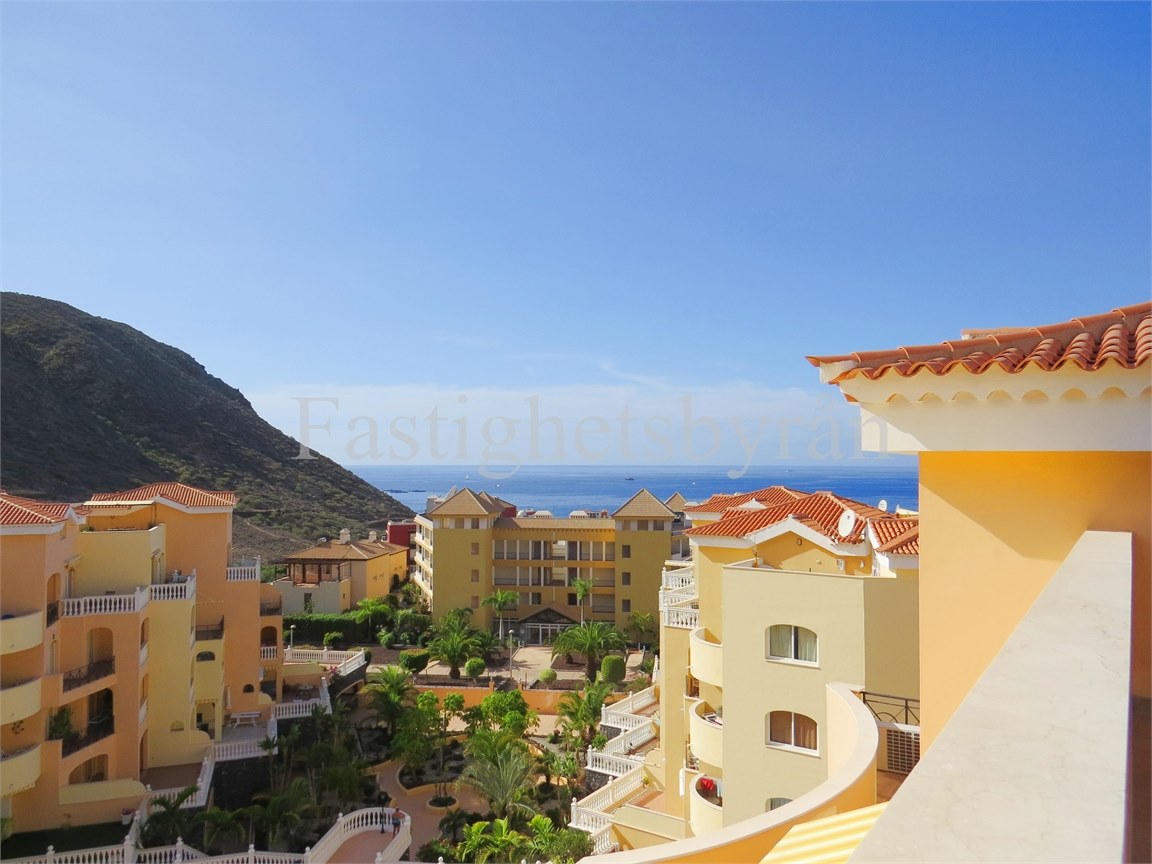 Penthouse for sale in Los Cristianos